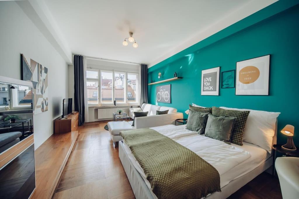 Downtown 2Bd Riverside Apartment Near Dancing House Prag Eksteriør billede
